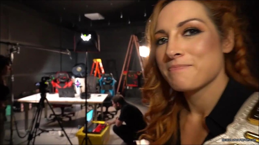 Y2Mate_is_-_BECKY_LYNCH_visits_the_NEW_UpUpDownDown_Studio21-nQJ31QXsyGs-720p-1656083018926_mp4_000036066.jpg