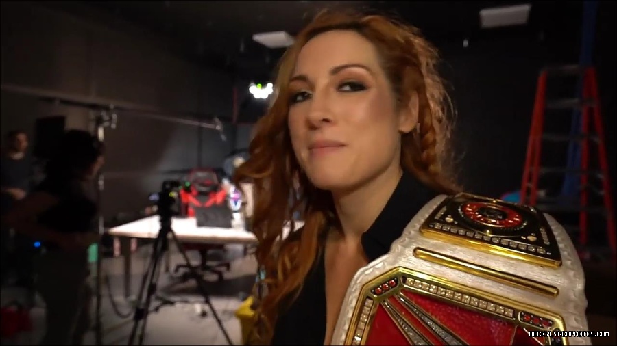 Y2Mate_is_-_BECKY_LYNCH_visits_the_NEW_UpUpDownDown_Studio21-nQJ31QXsyGs-720p-1656083018926_mp4_000036866.jpg