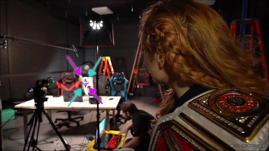 Y2Mate_is_-_BECKY_LYNCH_visits_the_NEW_UpUpDownDown_Studio21-nQJ31QXsyGs-720p-1656083018926_mp4_000045266.jpg