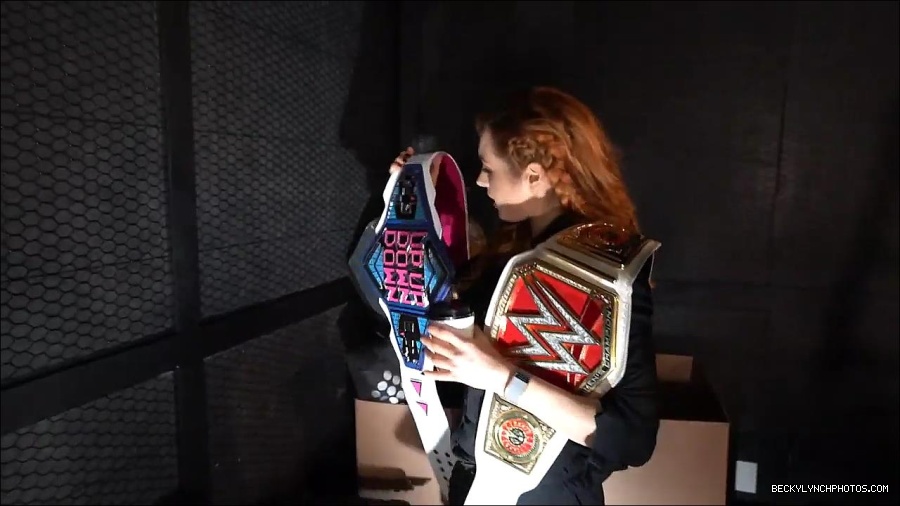 Y2Mate_is_-_BECKY_LYNCH_visits_the_NEW_UpUpDownDown_Studio21-nQJ31QXsyGs-720p-1656083018926_mp4_000060066.jpg