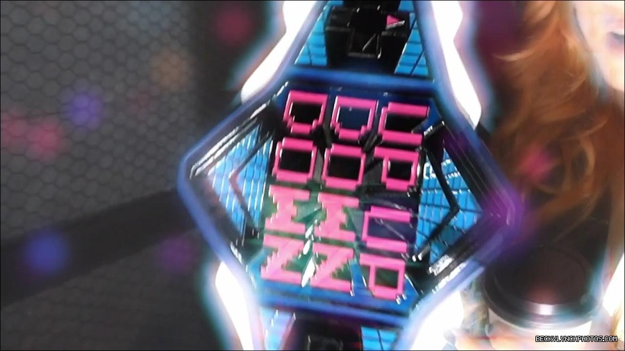 Y2Mate_is_-_BECKY_LYNCH_visits_the_NEW_UpUpDownDown_Studio21-nQJ31QXsyGs-720p-1656083018926_mp4_000066866.jpg