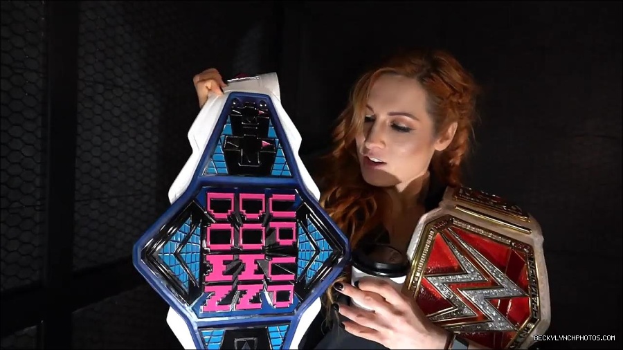 Y2Mate_is_-_BECKY_LYNCH_visits_the_NEW_UpUpDownDown_Studio21-nQJ31QXsyGs-720p-1656083018926_mp4_000070066.jpg