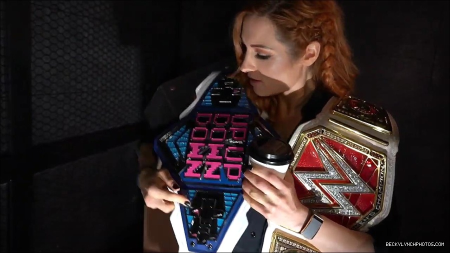 Y2Mate_is_-_BECKY_LYNCH_visits_the_NEW_UpUpDownDown_Studio21-nQJ31QXsyGs-720p-1656083018926_mp4_000073666.jpg