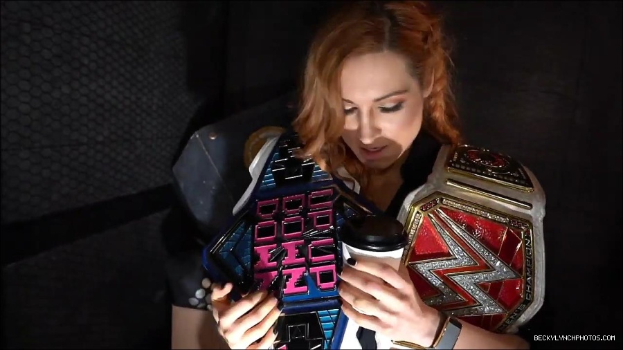 Y2Mate_is_-_BECKY_LYNCH_visits_the_NEW_UpUpDownDown_Studio21-nQJ31QXsyGs-720p-1656083018926_mp4_000074466.jpg