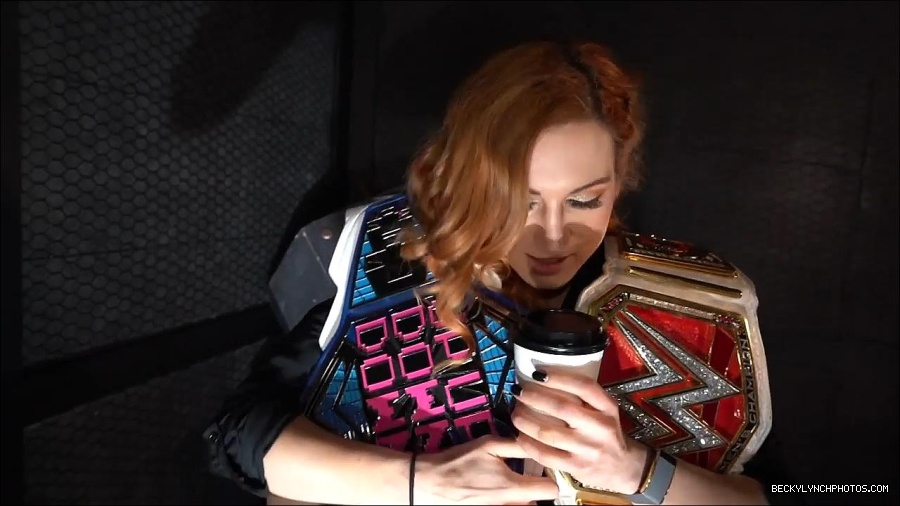 Y2Mate_is_-_BECKY_LYNCH_visits_the_NEW_UpUpDownDown_Studio21-nQJ31QXsyGs-720p-1656083018926_mp4_000076466.jpg