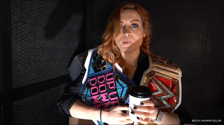 Y2Mate_is_-_BECKY_LYNCH_visits_the_NEW_UpUpDownDown_Studio21-nQJ31QXsyGs-720p-1656083018926_mp4_000078466.jpg