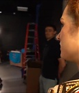 Y2Mate_is_-_BECKY_LYNCH_visits_the_NEW_UpUpDownDown_Studio21-nQJ31QXsyGs-720p-1656083018926_mp4_000026466.jpg