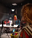 Y2Mate_is_-_BECKY_LYNCH_visits_the_NEW_UpUpDownDown_Studio21-nQJ31QXsyGs-720p-1656083018926_mp4_000038466.jpg