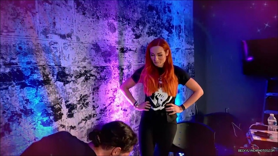 Y2Mate_is_-_SETH_ROLLINS_vs__BECKY_LYNCH_UpUpDownDown_Championship_Match-R-81kIxYkNY-720p-1656083164462_mp4_000537100.jpg
