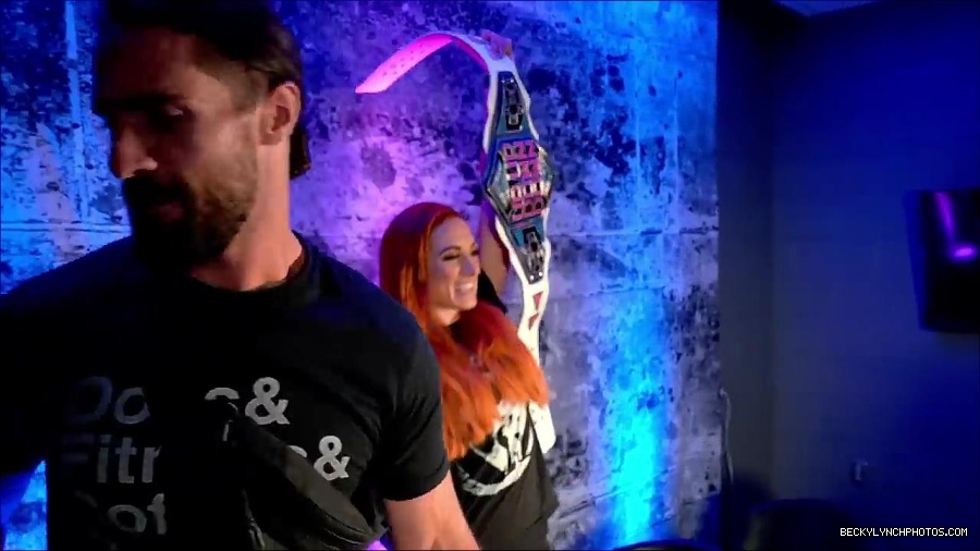 Y2Mate_is_-_SETH_ROLLINS_vs__BECKY_LYNCH_UpUpDownDown_Championship_Match-R-81kIxYkNY-720p-1656083164462_mp4_000565500.jpg