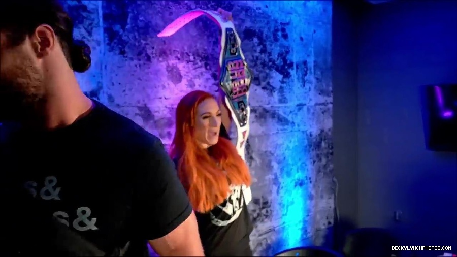 Y2Mate_is_-_SETH_ROLLINS_vs__BECKY_LYNCH_UpUpDownDown_Championship_Match-R-81kIxYkNY-720p-1656083164462_mp4_000565900.jpg