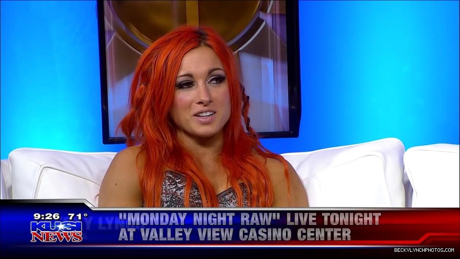 Y2Mate_is_-_WWE_s_Charlotte_and_Becky_Lynch_say_Good_Morning_San_Diego-uhjeOCZYeDs-720p-1656083333155_mp4_000047881.jpg