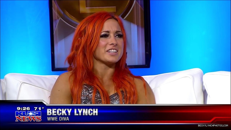 Y2Mate_is_-_WWE_s_Charlotte_and_Becky_Lynch_say_Good_Morning_San_Diego-uhjeOCZYeDs-720p-1656083333155_mp4_000049883.jpg