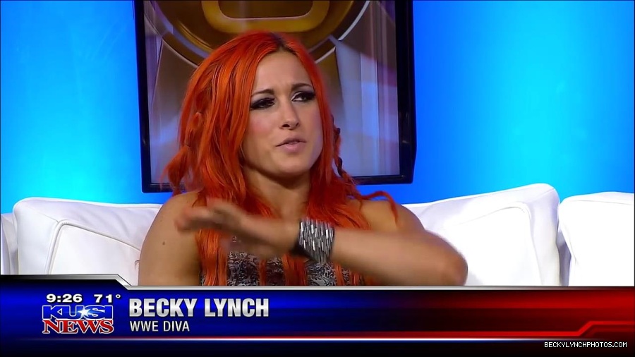Y2Mate_is_-_WWE_s_Charlotte_and_Becky_Lynch_say_Good_Morning_San_Diego-uhjeOCZYeDs-720p-1656083333155_mp4_000052685.jpg