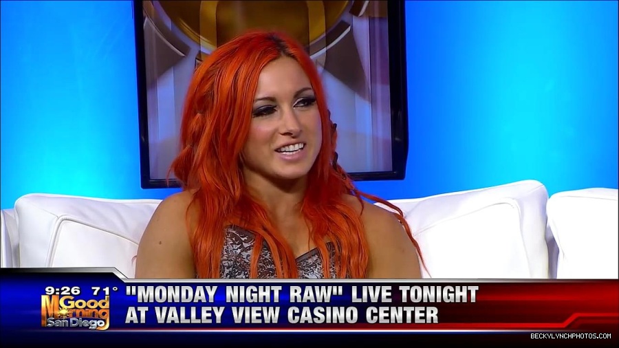 Y2Mate_is_-_WWE_s_Charlotte_and_Becky_Lynch_say_Good_Morning_San_Diego-uhjeOCZYeDs-720p-1656083333155_mp4_000056289.jpg