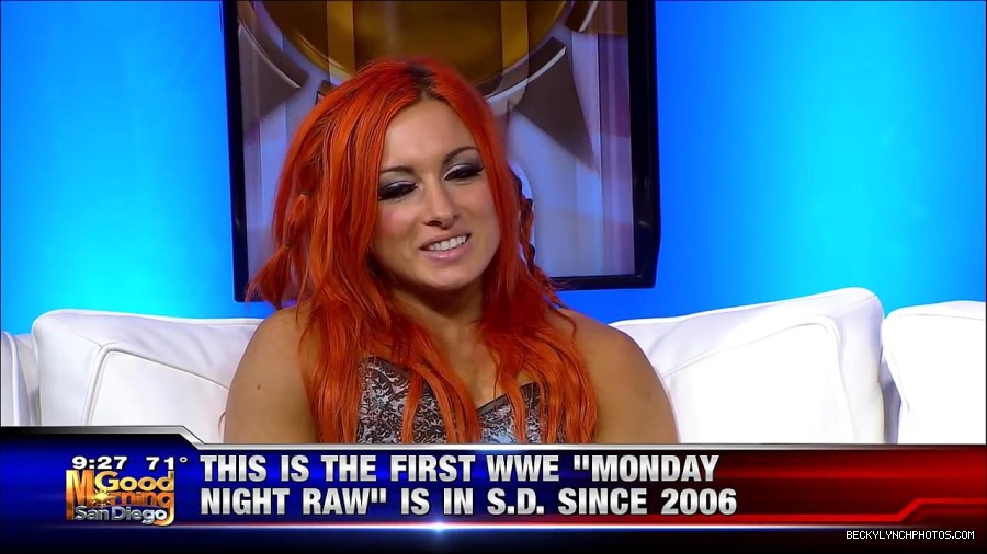 Y2Mate_is_-_WWE_s_Charlotte_and_Becky_Lynch_say_Good_Morning_San_Diego-uhjeOCZYeDs-720p-1656083333155_mp4_000120954.jpg