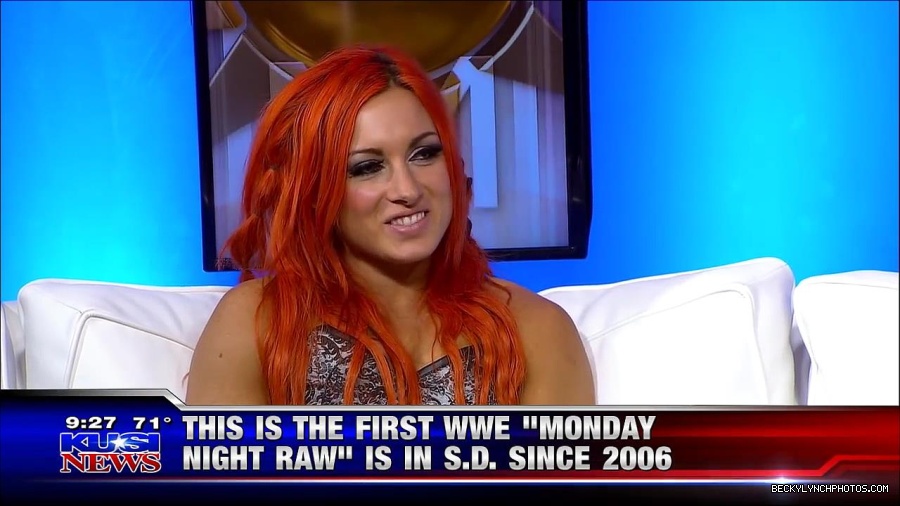 Y2Mate_is_-_WWE_s_Charlotte_and_Becky_Lynch_say_Good_Morning_San_Diego-uhjeOCZYeDs-720p-1656083333155_mp4_000125758.jpg