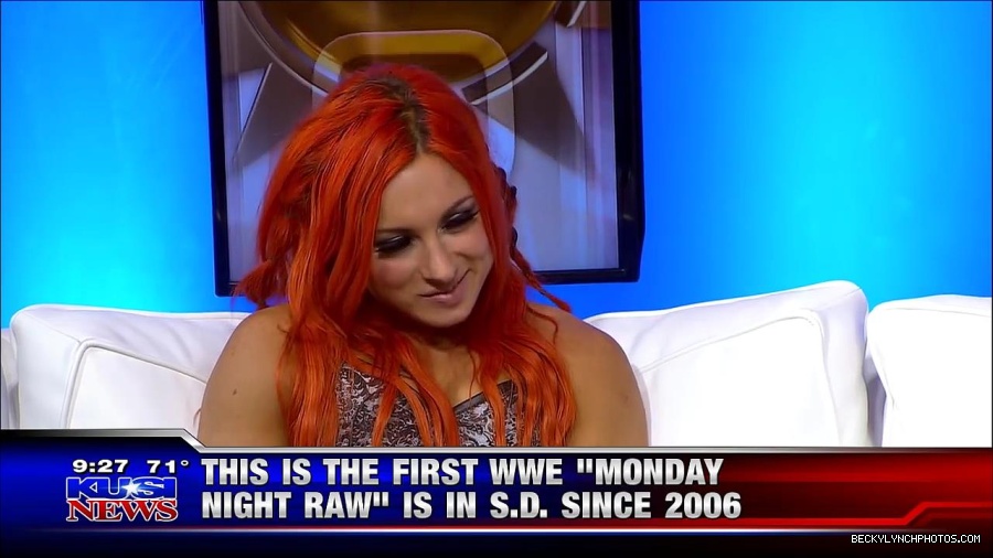 Y2Mate_is_-_WWE_s_Charlotte_and_Becky_Lynch_say_Good_Morning_San_Diego-uhjeOCZYeDs-720p-1656083333155_mp4_000127360.jpg