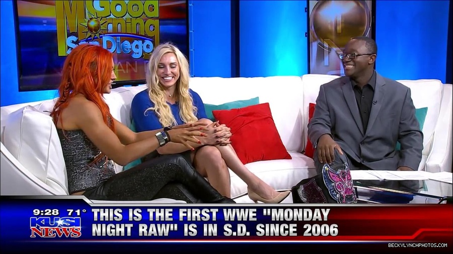 Y2Mate_is_-_WWE_s_Charlotte_and_Becky_Lynch_say_Good_Morning_San_Diego-uhjeOCZYeDs-720p-1656083333155_mp4_000132966.jpg