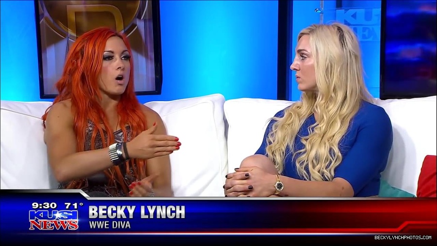 Y2Mate_is_-_WWE_s_Charlotte_and_Becky_Lynch_say_Good_Morning_San_Diego-uhjeOCZYeDs-720p-1656083333155_mp4_000252685.jpg