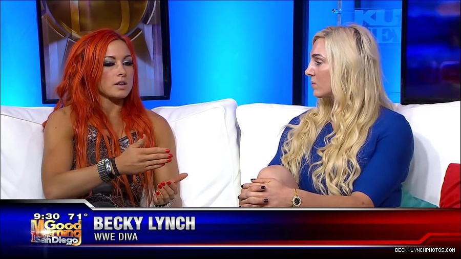 Y2Mate_is_-_WWE_s_Charlotte_and_Becky_Lynch_say_Good_Morning_San_Diego-uhjeOCZYeDs-720p-1656083333155_mp4_000253086.jpg