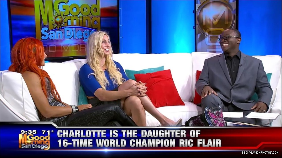 Y2Mate_is_-_WWE_s_Charlotte_and_Becky_Lynch_say_Good_Morning_San_Diego-uhjeOCZYeDs-720p-1656083333155_mp4_000405838.jpg