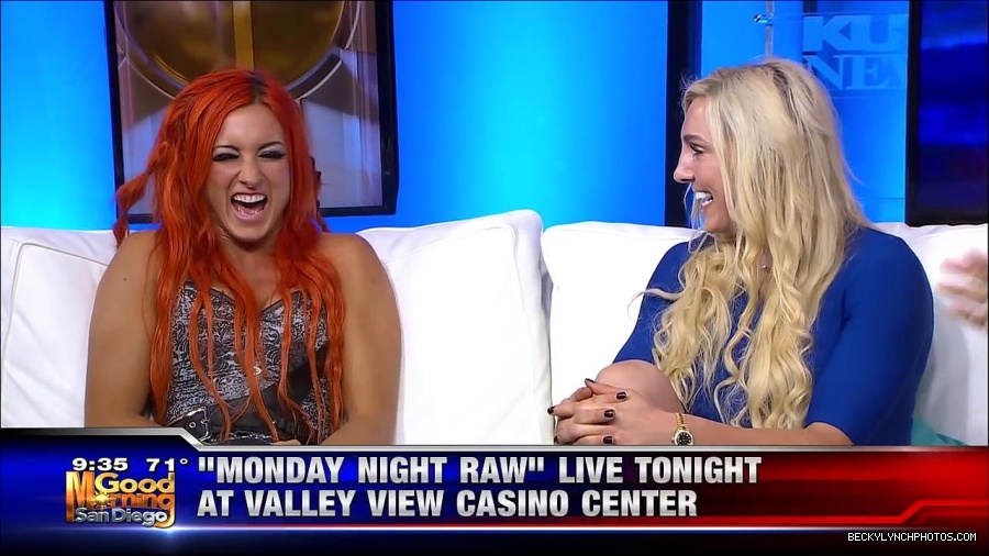 Y2Mate_is_-_WWE_s_Charlotte_and_Becky_Lynch_say_Good_Morning_San_Diego-uhjeOCZYeDs-720p-1656083333155_mp4_000423456.jpg