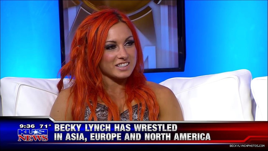 Y2Mate_is_-_WWE_s_Charlotte_and_Becky_Lynch_say_Good_Morning_San_Diego-uhjeOCZYeDs-720p-1656083333155_mp4_000435468.jpg