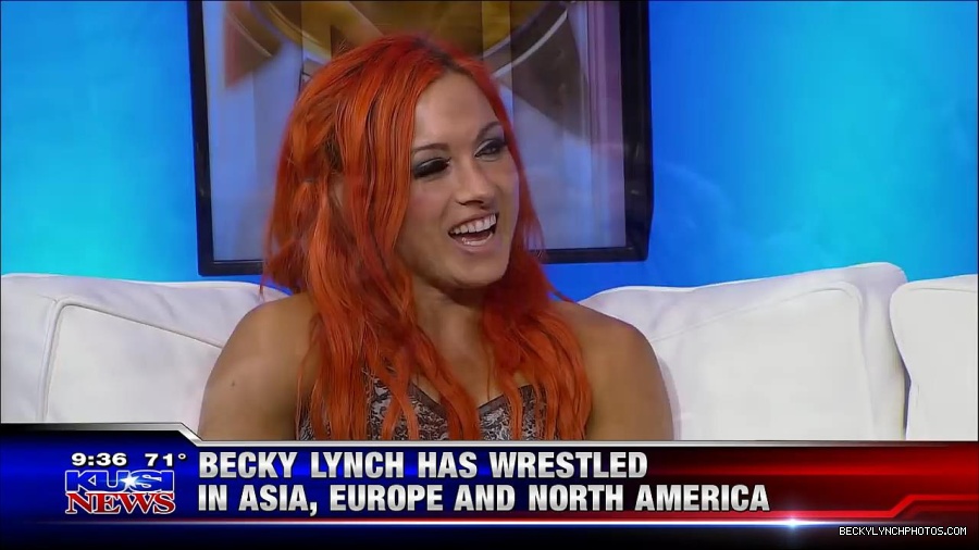 Y2Mate_is_-_WWE_s_Charlotte_and_Becky_Lynch_say_Good_Morning_San_Diego-uhjeOCZYeDs-720p-1656083333155_mp4_000450683.jpg