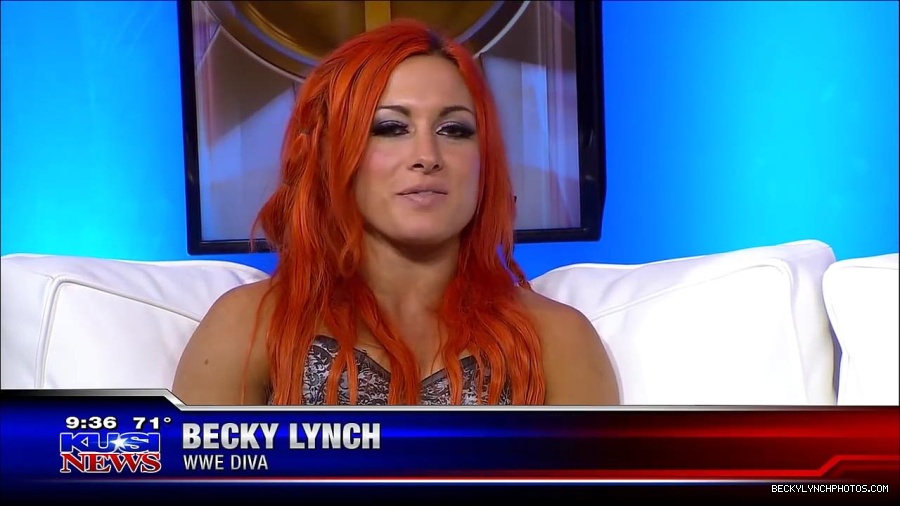 Y2Mate_is_-_WWE_s_Charlotte_and_Becky_Lynch_say_Good_Morning_San_Diego-uhjeOCZYeDs-720p-1656083333155_mp4_000455087.jpg