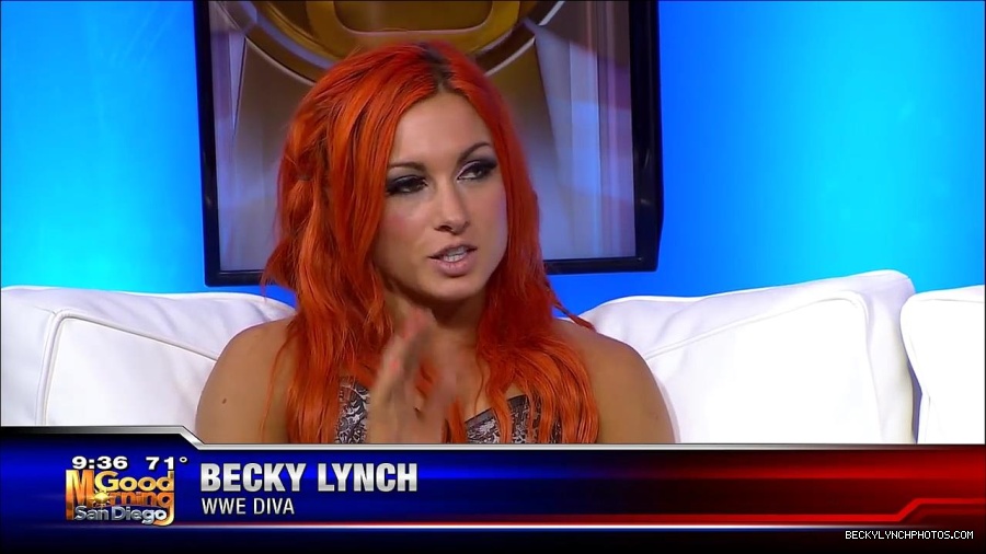 Y2Mate_is_-_WWE_s_Charlotte_and_Becky_Lynch_say_Good_Morning_San_Diego-uhjeOCZYeDs-720p-1656083333155_mp4_000459892.jpg