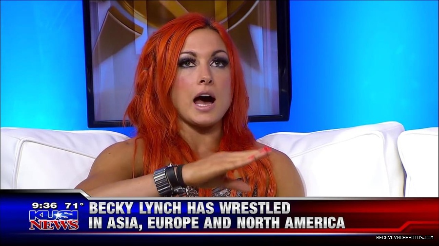 Y2Mate_is_-_WWE_s_Charlotte_and_Becky_Lynch_say_Good_Morning_San_Diego-uhjeOCZYeDs-720p-1656083333155_mp4_000473506.jpg