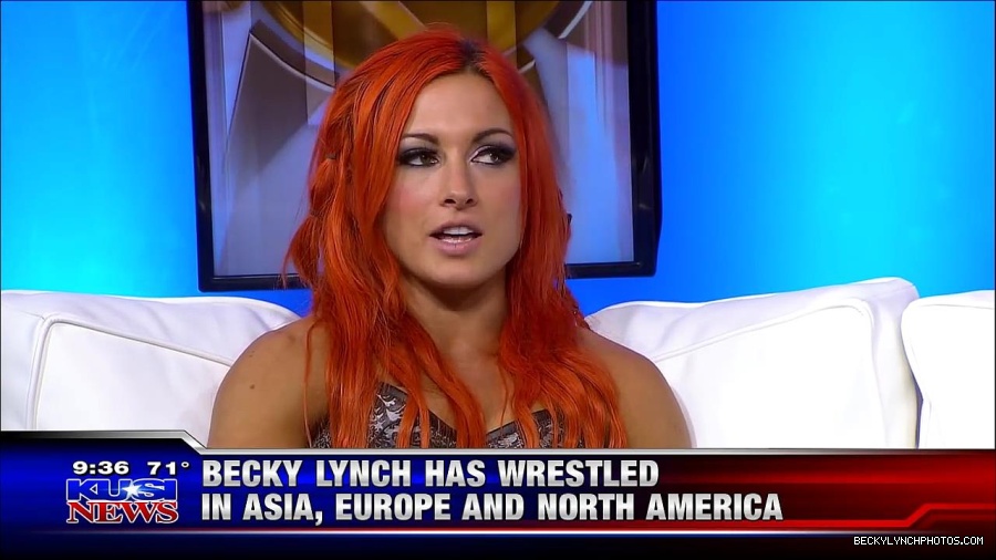 Y2Mate_is_-_WWE_s_Charlotte_and_Becky_Lynch_say_Good_Morning_San_Diego-uhjeOCZYeDs-720p-1656083333155_mp4_000476309.jpg