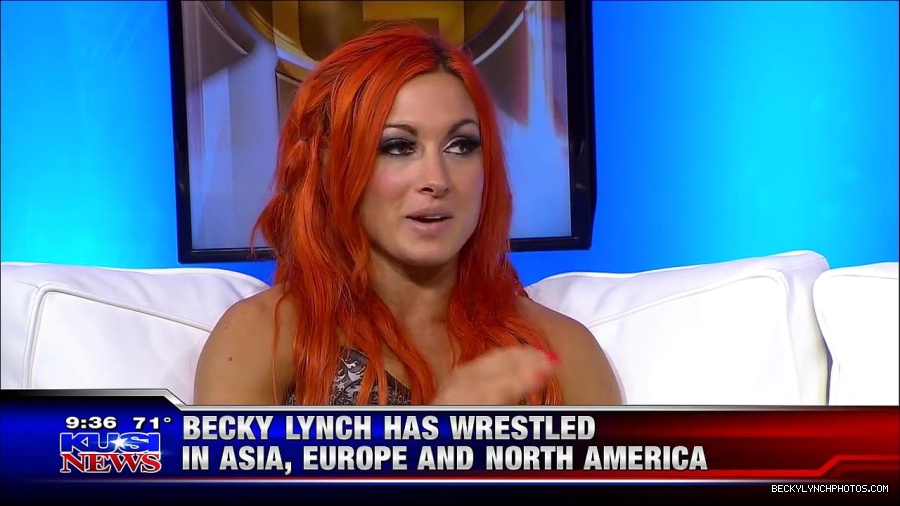 Y2Mate_is_-_WWE_s_Charlotte_and_Becky_Lynch_say_Good_Morning_San_Diego-uhjeOCZYeDs-720p-1656083333155_mp4_000477910.jpg
