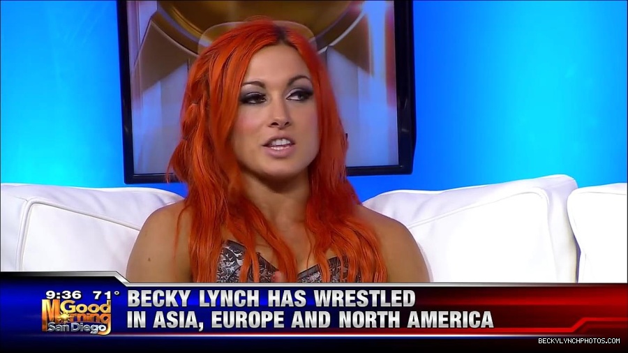 Y2Mate_is_-_WWE_s_Charlotte_and_Becky_Lynch_say_Good_Morning_San_Diego-uhjeOCZYeDs-720p-1656083333155_mp4_000479912.jpg