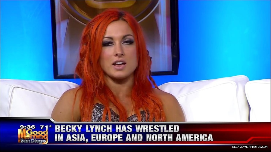 Y2Mate_is_-_WWE_s_Charlotte_and_Becky_Lynch_say_Good_Morning_San_Diego-uhjeOCZYeDs-720p-1656083333155_mp4_000481113.jpg