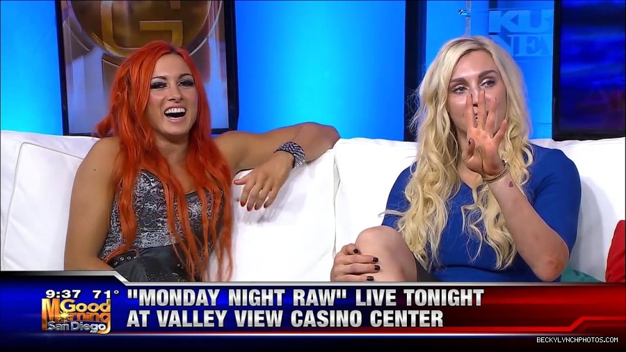 Y2Mate_is_-_WWE_s_Charlotte_and_Becky_Lynch_say_Good_Morning_San_Diego-uhjeOCZYeDs-720p-1656083333155_mp4_000542575.jpg