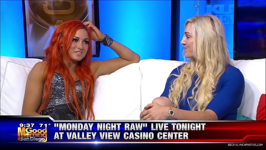 Y2Mate_is_-_WWE_s_Charlotte_and_Becky_Lynch_say_Good_Morning_San_Diego-uhjeOCZYeDs-720p-1656083333155_mp4_000545778.jpg