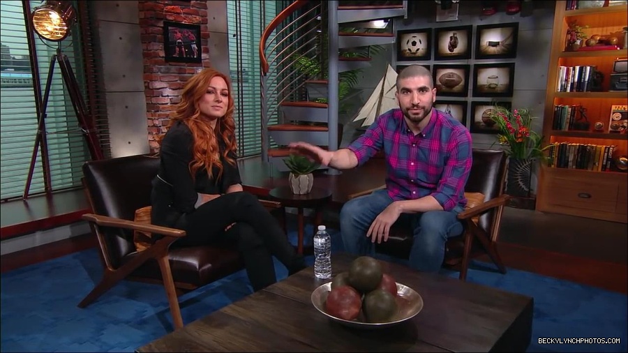Y2Mate_is_-_Becky_Lynch_puts_Ronda_Rousey_on_blast2C_talks_WrestleMania_35_main_event_and_more__WWE_on_ESPN-6Fz-mM2uvwg-720p-1656084280034_mp4_000019619.jpg