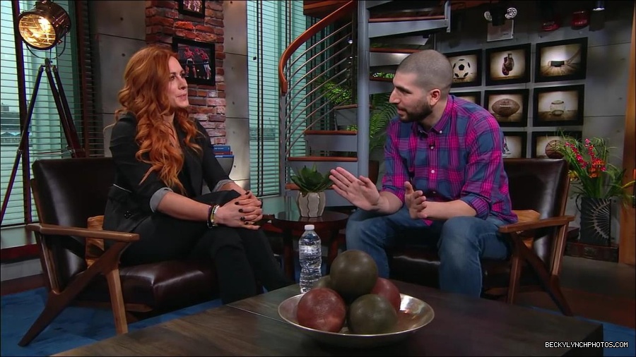 Y2Mate_is_-_Becky_Lynch_puts_Ronda_Rousey_on_blast2C_talks_WrestleMania_35_main_event_and_more__WWE_on_ESPN-6Fz-mM2uvwg-720p-1656084280034_mp4_001262162.jpg