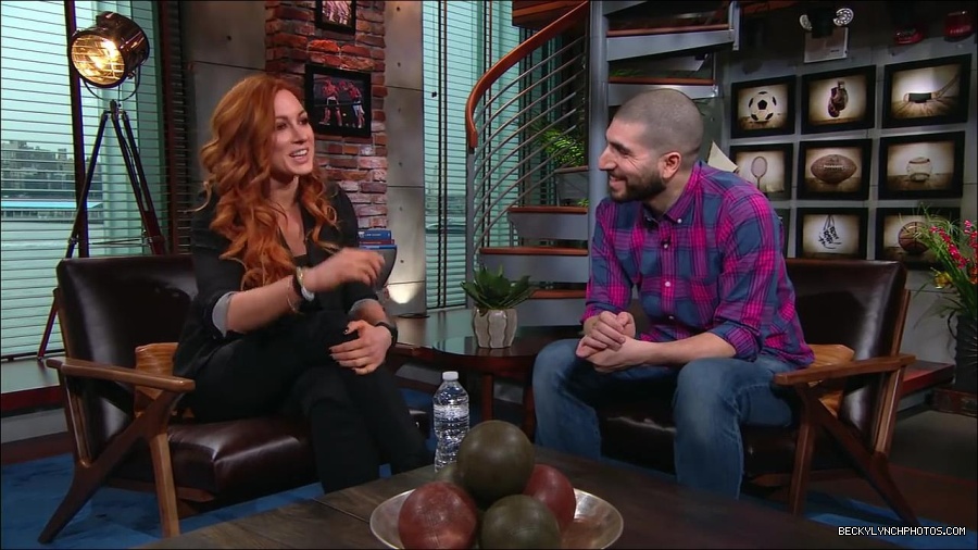 Y2Mate_is_-_Becky_Lynch_puts_Ronda_Rousey_on_blast2C_talks_WrestleMania_35_main_event_and_more__WWE_on_ESPN-6Fz-mM2uvwg-720p-1656084280034_mp4_001431264.jpg