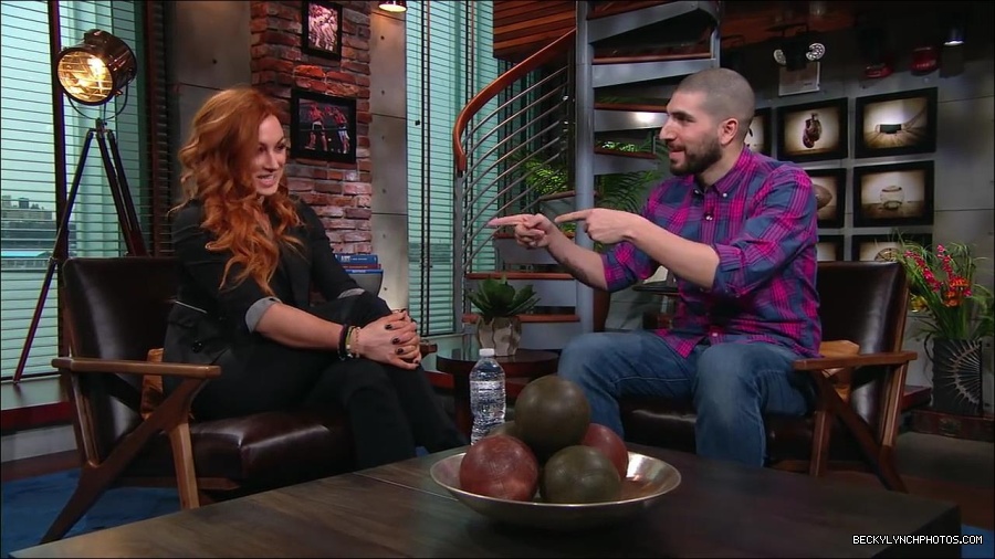 Y2Mate_is_-_Becky_Lynch_puts_Ronda_Rousey_on_blast2C_talks_WrestleMania_35_main_event_and_more__WWE_on_ESPN-6Fz-mM2uvwg-720p-1656084280034_mp4_001977410.jpg