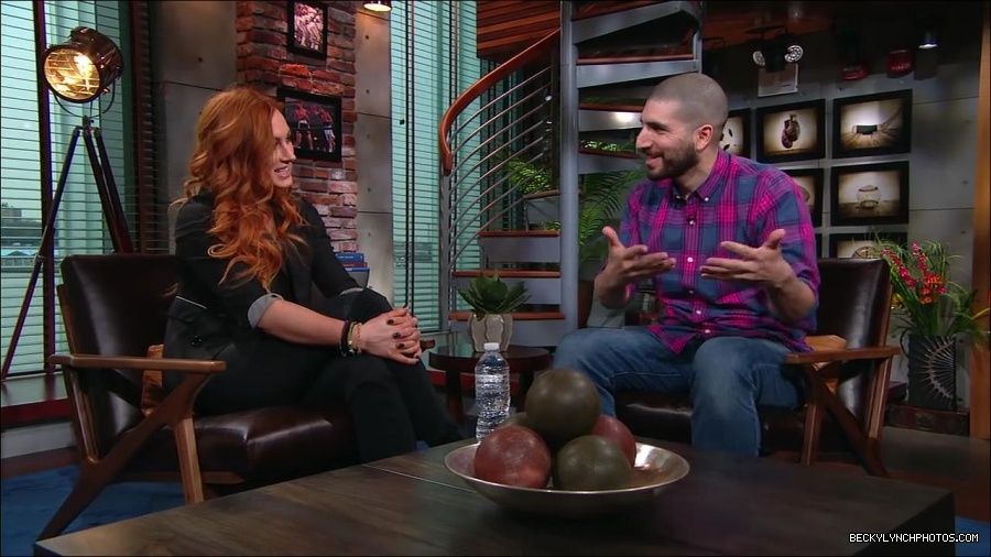 Y2Mate_is_-_Becky_Lynch_puts_Ronda_Rousey_on_blast2C_talks_WrestleMania_35_main_event_and_more__WWE_on_ESPN-6Fz-mM2uvwg-720p-1656084280034_mp4_001979813.jpg