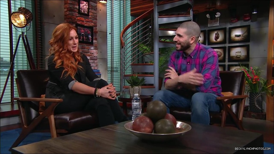 Y2Mate_is_-_Becky_Lynch_puts_Ronda_Rousey_on_blast2C_talks_WrestleMania_35_main_event_and_more__WWE_on_ESPN-6Fz-mM2uvwg-720p-1656084280034_mp4_001980613.jpg