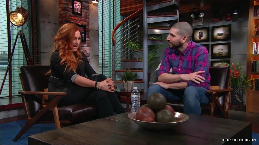 Y2Mate_is_-_Becky_Lynch_puts_Ronda_Rousey_on_blast2C_talks_WrestleMania_35_main_event_and_more__WWE_on_ESPN-6Fz-mM2uvwg-720p-1656084280034_mp4_001984617.jpg