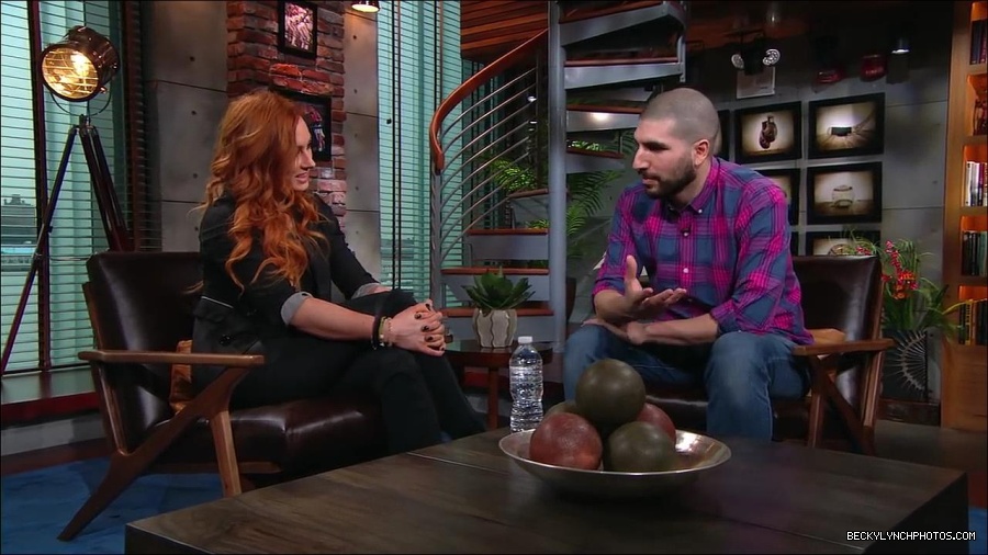 Y2Mate_is_-_Becky_Lynch_puts_Ronda_Rousey_on_blast2C_talks_WrestleMania_35_main_event_and_more__WWE_on_ESPN-6Fz-mM2uvwg-720p-1656084280034_mp4_002003837.jpg