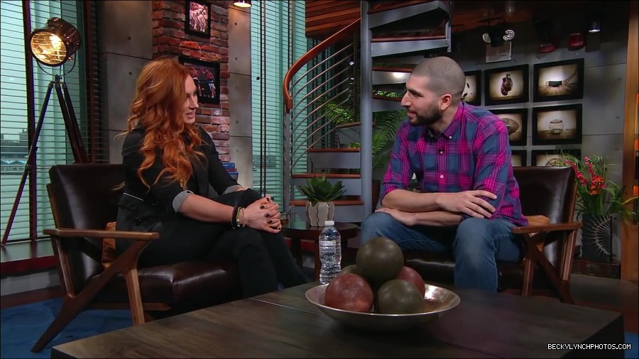 Y2Mate_is_-_Becky_Lynch_puts_Ronda_Rousey_on_blast2C_talks_WrestleMania_35_main_event_and_more__WWE_on_ESPN-6Fz-mM2uvwg-720p-1656084280034_mp4_002005839.jpg