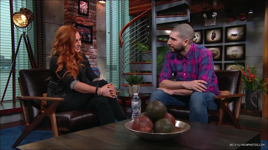 Y2Mate_is_-_Becky_Lynch_puts_Ronda_Rousey_on_blast2C_talks_WrestleMania_35_main_event_and_more__WWE_on_ESPN-6Fz-mM2uvwg-720p-1656084280034_mp4_002006639.jpg