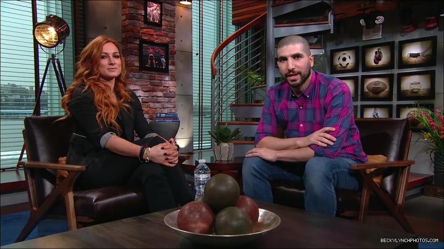 Y2Mate_is_-_Becky_Lynch_puts_Ronda_Rousey_on_blast2C_talks_WrestleMania_35_main_event_and_more__WWE_on_ESPN-6Fz-mM2uvwg-720p-1656084280034_mp4_002016249.jpg