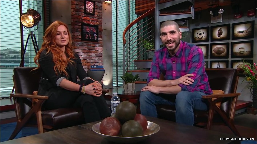 Y2Mate_is_-_Becky_Lynch_puts_Ronda_Rousey_on_blast2C_talks_WrestleMania_35_main_event_and_more__WWE_on_ESPN-6Fz-mM2uvwg-720p-1656084280034_mp4_002017450.jpg
